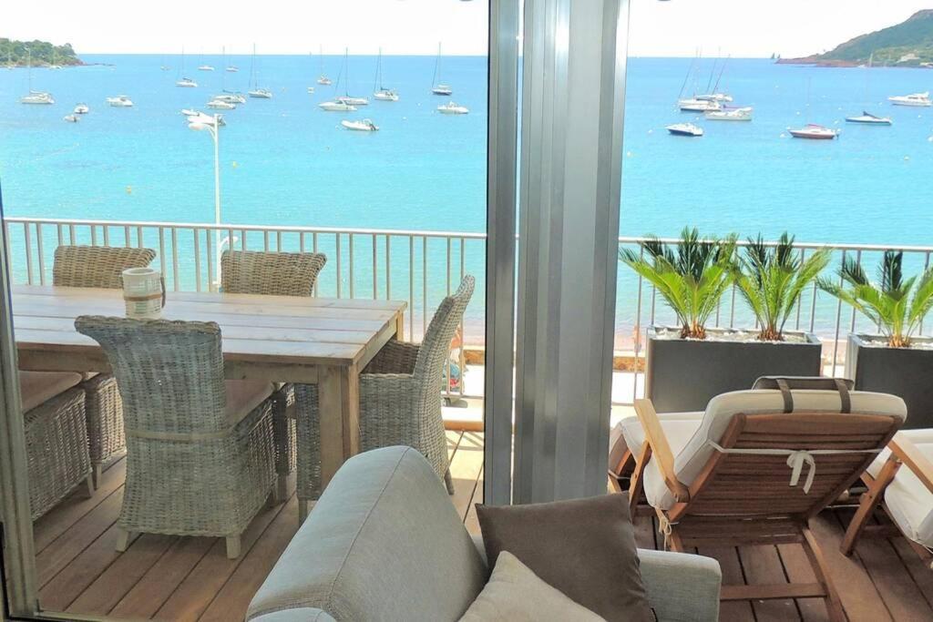 emplacement privilégié pour ce bel appartement Saint-Raphaël Extérieur photo