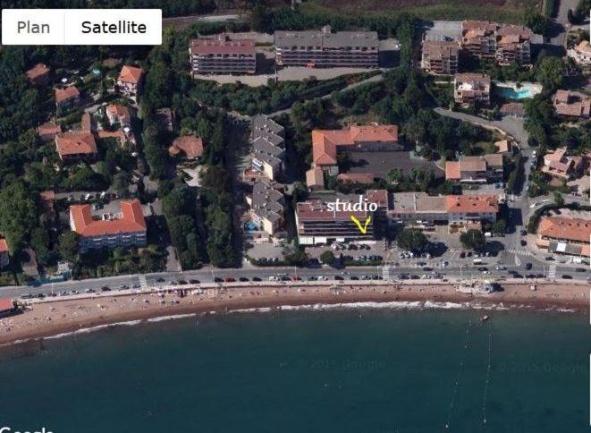 emplacement privilégié pour ce bel appartement Saint-Raphaël Extérieur photo
