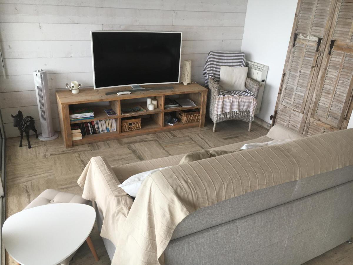 emplacement privilégié pour ce bel appartement Saint-Raphaël Extérieur photo